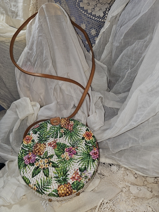 absent label Handbags - Tropical Flowers Pineapple Print Round Crossbody Bag - Green